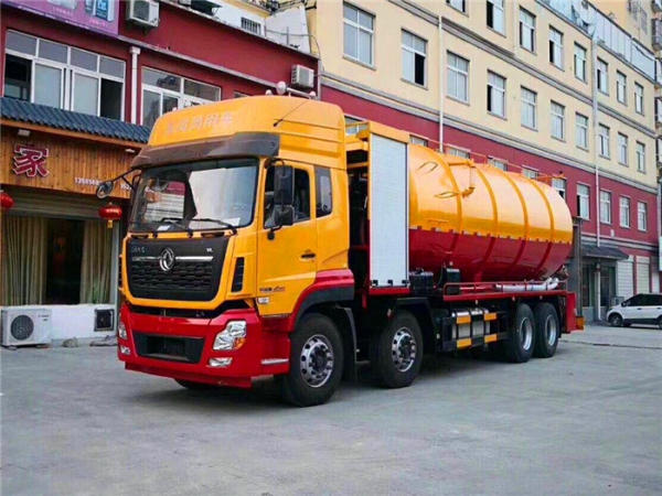 东风天龙32方 清洗吸污车 国六